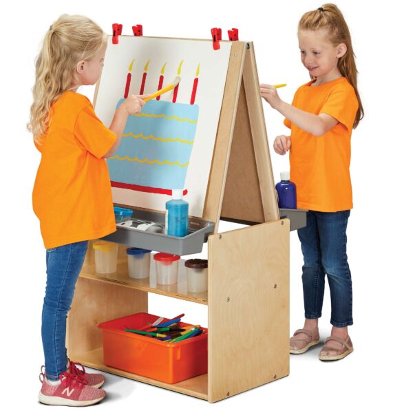 Young Time 2 Station Art Center